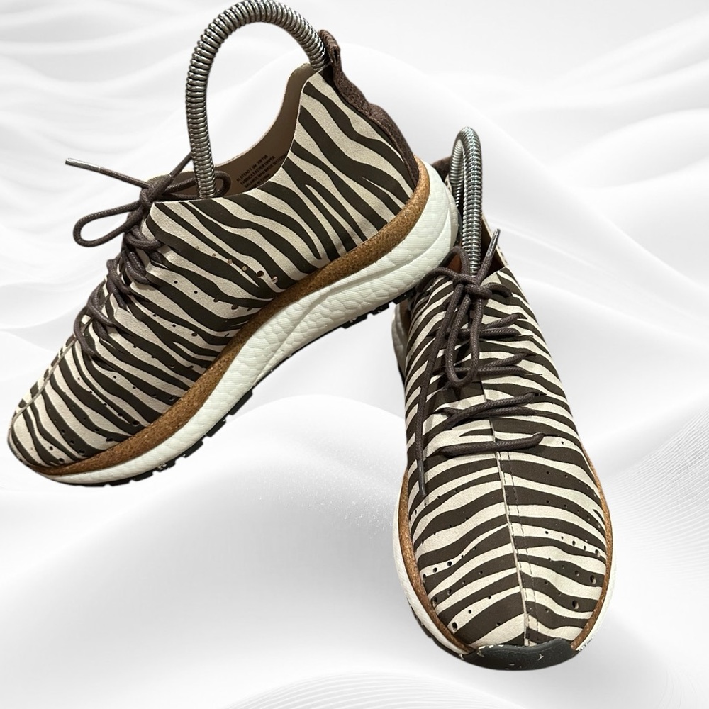 OTBT Alstead Sneaker, Flex Cork, Cushioned, Zebra, Lug Sole, Wm's 7.5‎ NWOB